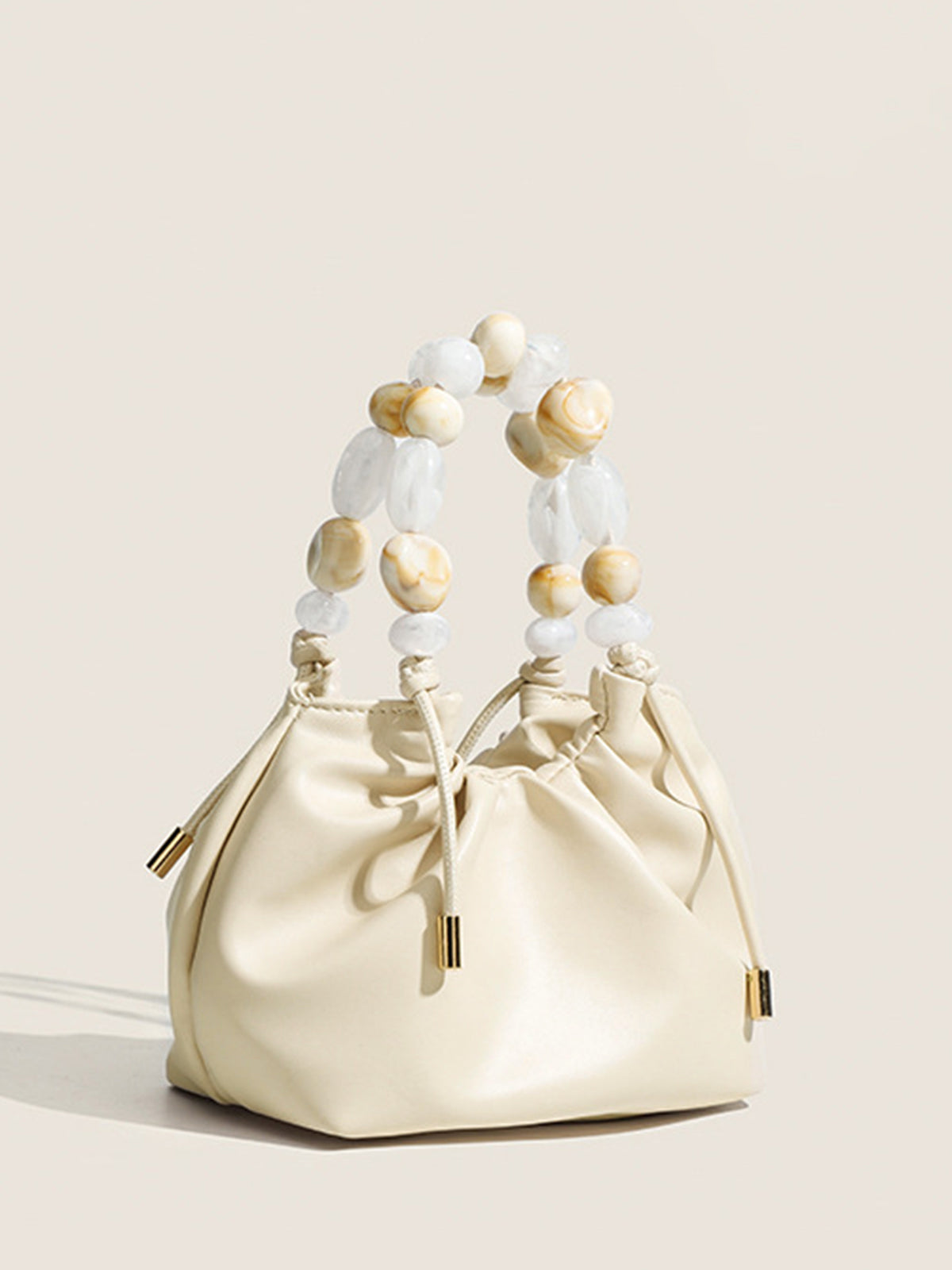 Bolso Hobo con Asa de Cuentas en Tonos Pastel
