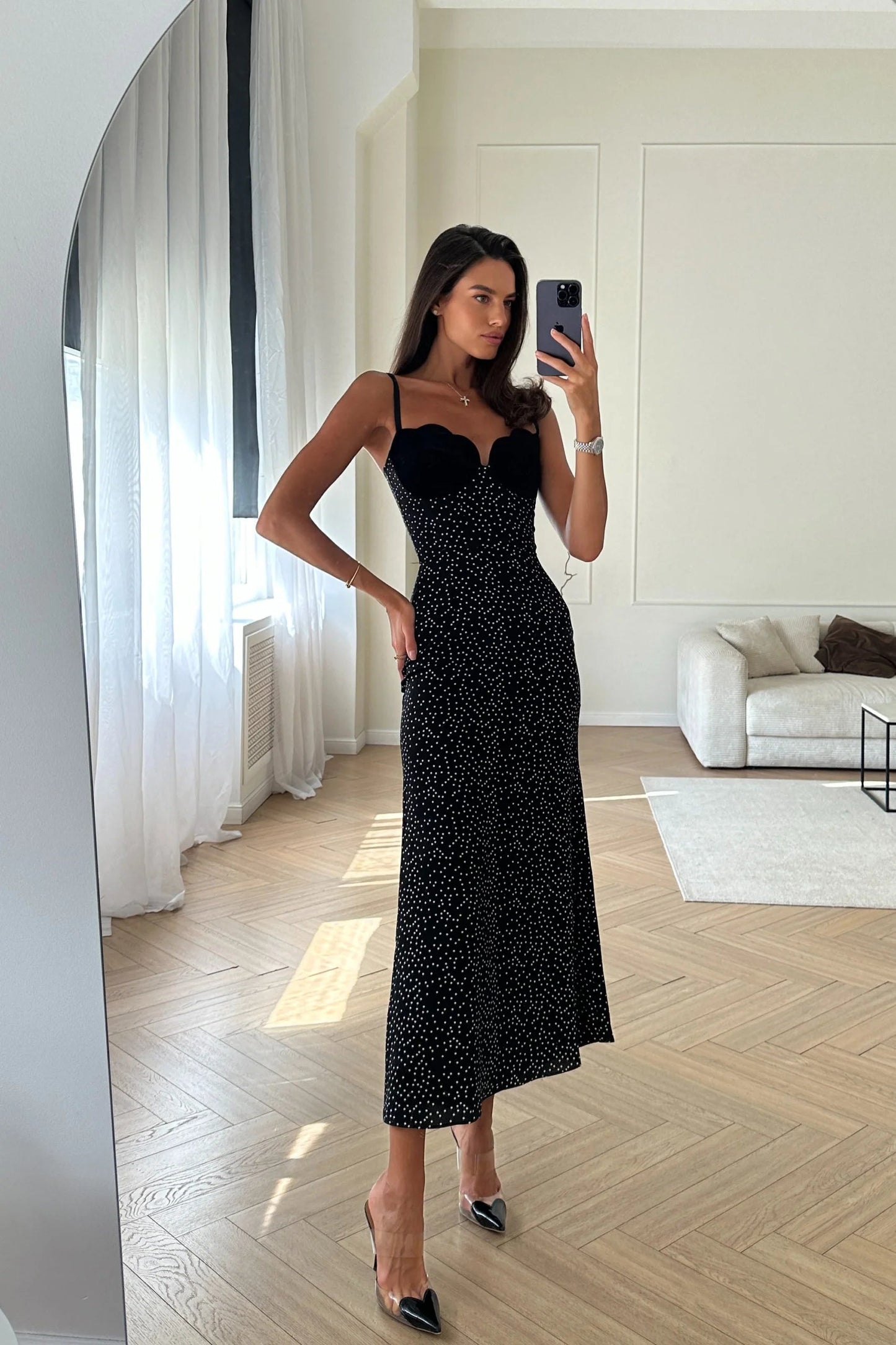 Vestido Midi de Terciopelo Alésia Elegante